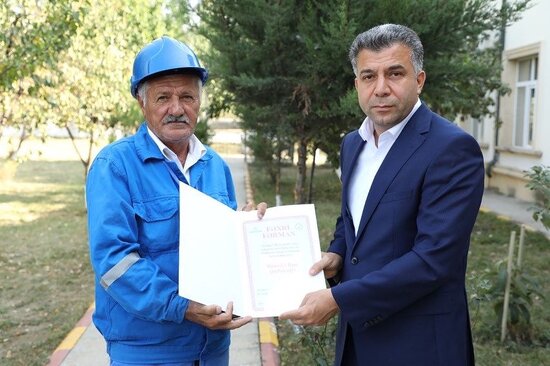 Baş direktor nəzarətçi-çilingərlərə təşəkkür etdi
