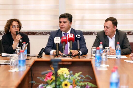 "Açıq qapı" aksiyasında suallar cavablandırıldı, yeniliklər barədə məlumat verildi