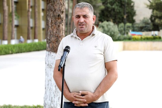 "Açıq mikrofon" aksiyasında sahibkarlıqla məşğul olan abonentlərin də müraciəti dinlənildi (FOTOLAR)