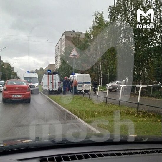 Rusiyada məktəblilərə atəş açan şəxs intihar etdi: 10 ölü, 17 yaralı - YENİLƏNİB + FOTO/VİDEO