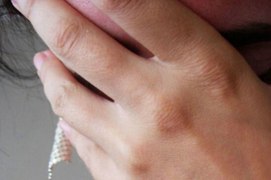 Ata və ananın "kislota"lı əski ilə yandırdıqları qadının vəziyyəti AÇIQLANDI