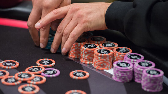 Virtual qumar oynamağın cəriməsi varmı?