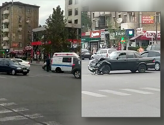 Bakıda vəzifəli şəxsin avtomobili təcili tibbi yardım maşınını vurdu - VİDEO