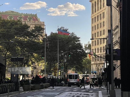 Azərbaycan bayrağı Nyu-Yorkun məşhur küçəsində ucaldılıb - FOTO