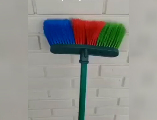 İsmayıllıda bayraq rənglərinin əks olunduğu süpürgənin satıldığı ünvan müəyyənləşdi - YENİLƏNİB/VİDEO