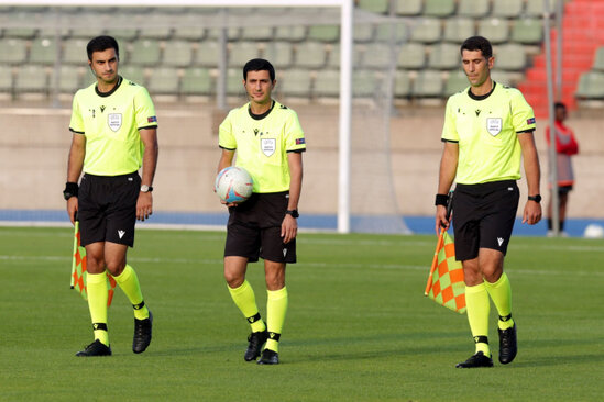 Tarixi oyuna təyinat alan azərbaycanlı hakim Cinin qardaşı imiş - FOTO/VİDEO