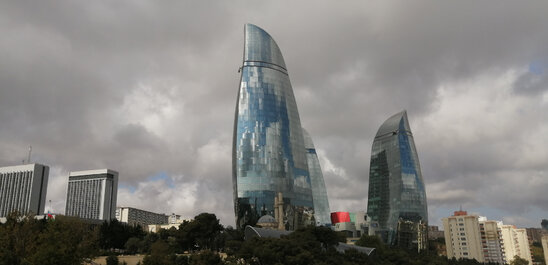 Yağış yağacaq, külək əsəcək - Sabahın hava proqnozu