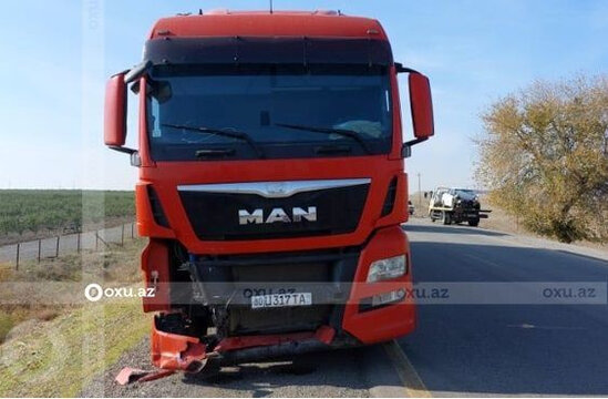 Azərbaycanda baş redaktor ailəsi ilə birgə qəzaya düşdü - FOTO