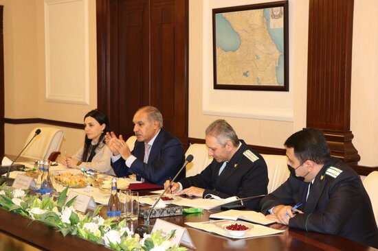 Hərbi Prokurorluqda keçirilmiş görüşdə itkin düşmüş şəxslərlə bağlı görülmüş işlər müzakirə olunub