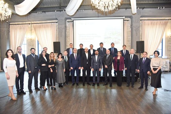 Prezidentin xüsusi nümayəndəsi Vahid Hacıyevin QDF-in donorları ilə fikir mübadiləsi görüşü keçirilib