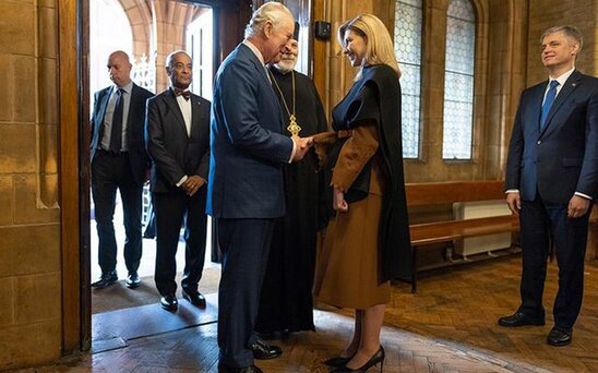 Kral III Çarlz Ukraynanın birinci xanımı ilə görüşüb