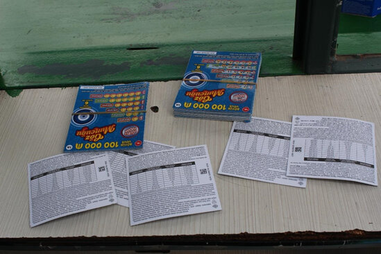 Mağazanı yandırıb izi itirmək istədi - FOTO