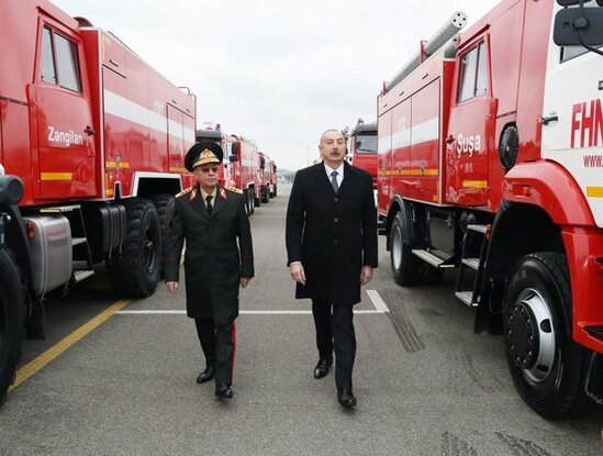 Prezident yeni alınmış xüsusi təyinatlı texnikalarla tanış olub - YENİLƏNİB + FOTO