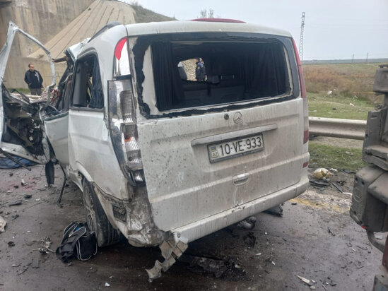 Bakı-Quba yolunda 6 nəfərin öldüyü dəhşətli qəzanın GÖRÜNTÜLƏRİ - VİDEO