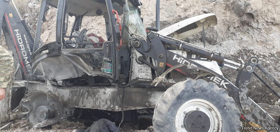 Kəlbəcərdə minaya düşən texnikaların görüntüləri - FOTO