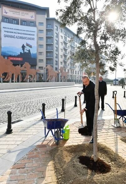 İlham Əliyev Ağ Şəhərdə təməlqoyma mərasimində iştirak edib - YENİLƏNİB + FOTO