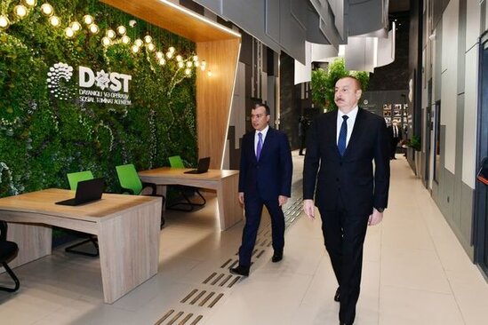 İlham Əliyev Bakıda 5 saylı DOST Mərkəzinin açılışında iştirak etdi - FOTO