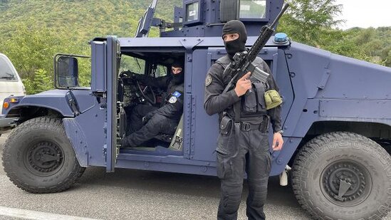 Kosovoda hava limanı bomba təhlükəsi səbəbindən bağlanıb