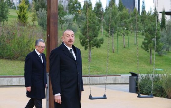 İlham Əliyev Bakıda Mərkəzi Parkın ikinci hissəsinin açılışında iştirak etdi - FOTO