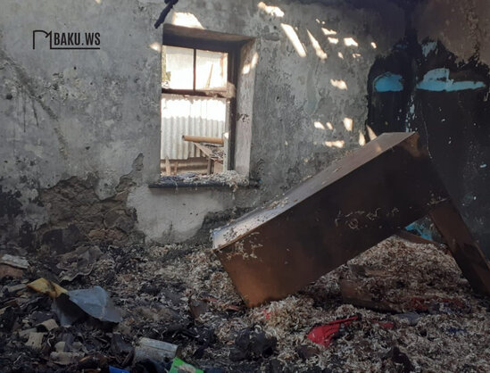 Azərbaycanda daha bir şəhid ailəsinin evi yanaraq kül oldu - FOTO/VİDEO