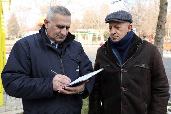 Masallıda keçirilən "Açıq mikrofon" aksiyasında sahibkarlarla yanaşı, sakinlər də müraciətlərini səsləndirdi