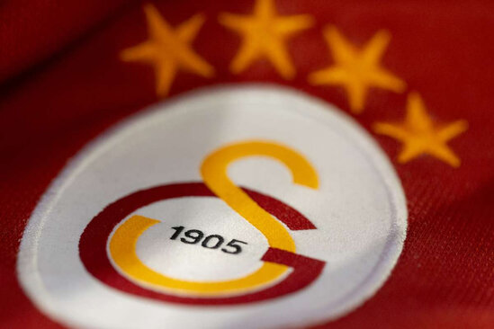 "Galatasaray" daha bir ulduz futbolçuya təklif göndərir - FOTO