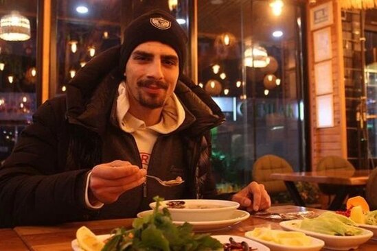 Türkiyə futbolunda qeyri-adi transfer: Maaş almayacaq, limitsiz xaş yeyəcək