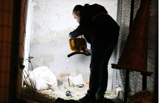 Sərxoş kişi köhnə sevgilisinin evinə molotov kokteyli atdı - FOTO