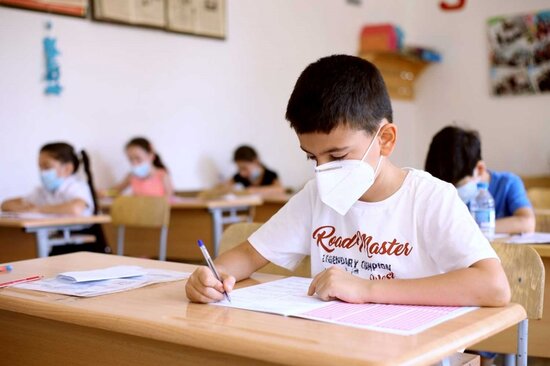 Bu ərazilərdə məktəblilər arasında virus yayılıb - Həkimlərdən XƏBƏRDARLIQ - VİDEO