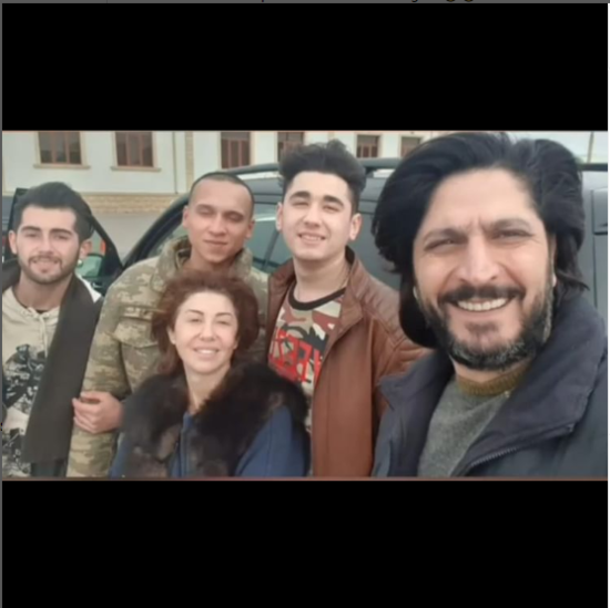 Zülfiyyə övladlığa götürdüyü şəhid Əmrahla FOTO paylaşdı