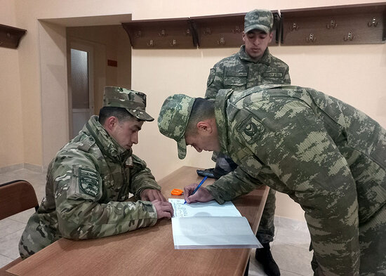 Azərbaycanda ehtiyatdan çağırılan hərbçilərlə bağlı RƏSMİ AÇIQLAMA