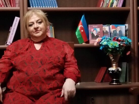 İctimai birliyinin sədri film çəkmək adı ilə şəhid ailələrindən külli miqdarda pul aldı - FOTO