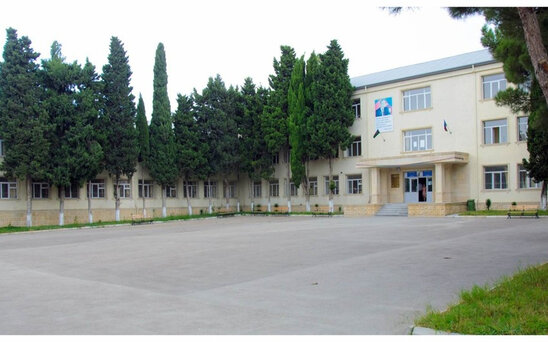 Bakıda məktəbdə tüstülənmə olub