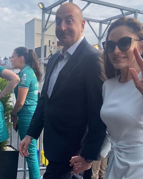 Nigar Prezident və ailəsi ilə bir arada - FOTOLAR