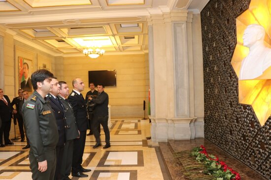 Xanlar Vəliyev: "Heydər Əliyev tarixdə və azərbaycanlıların qəlbində əbədi olaraq qalacaqdır"