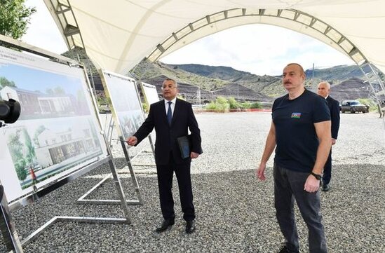 Laçın rayonunun Güləbird kəndinin təməli qoyulub - FOTO