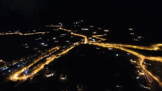 Laçının yolları gecələr işıq saçır - FOTO