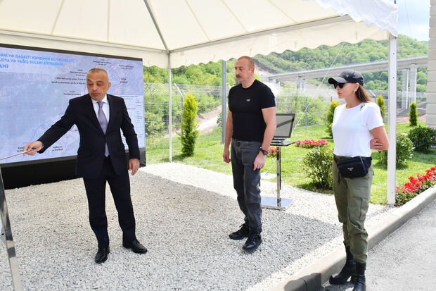 İlham Əliyev və Mehriban Əliyeva Daşaltı kəndində Zarıslıçay nasos stansiyasının açılışında iştirak ediblər