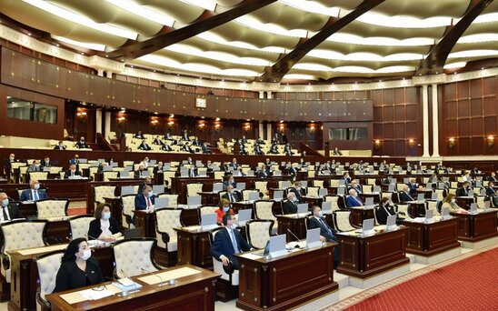 Azərbaycanda sahibkarların hüquqlarının müdafiəsinin gücləndirilməsinə dair layihə I oxunuşda təsdiqlənib