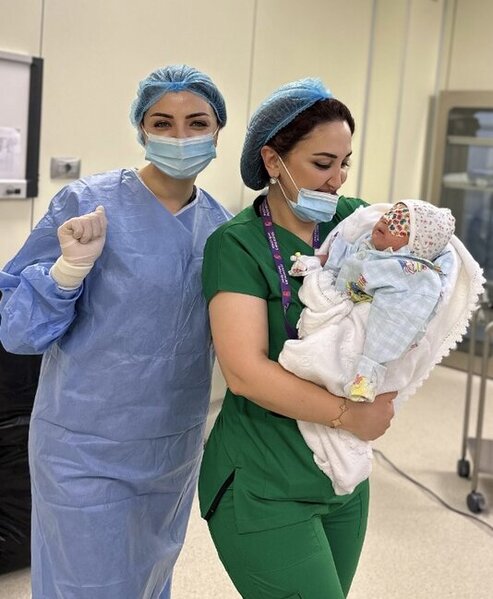 "BADAM" Medical Centerdə eyni gündə 3 körpəyə unikal əməliyyat! -FOTO