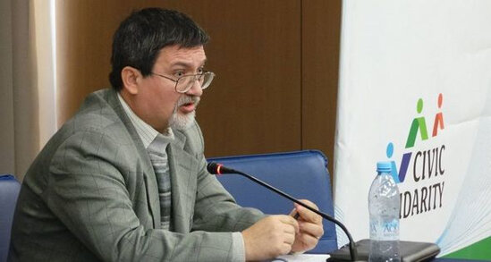 44 yaşlı pedofili neçə il həbs cəzası gözləyir? - Hüquq müdafiəçisi 13 yaşlı qızın işi barədə - FOTO