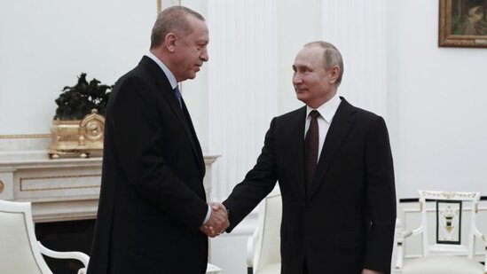 Putin Ərdoğanı qələbə münasibətilə təbrik etdi