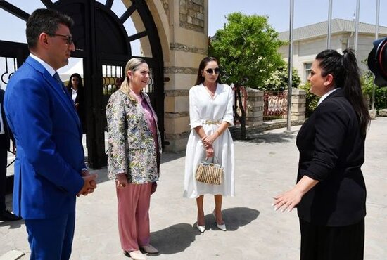 Azərbaycanın və İsrailin birinci xanımları Qala Arxeoloji-Etnoqrafik Muzey Kompleksində olublar - FOTO