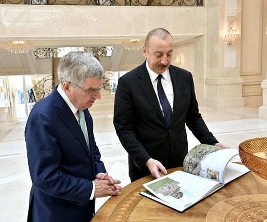 İlham Əliyev Beynəlxalq Olimpiya Komitəsinin prezidentini qəbul edib - FOTO