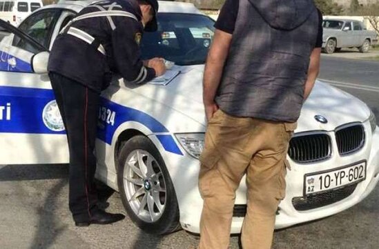 Birtərəfli yollarda əks istiqamətdə hərəkət edən sürücülərin 150 manat cərimələnməsinə dair layihə I oxunuşda qəbul edilib