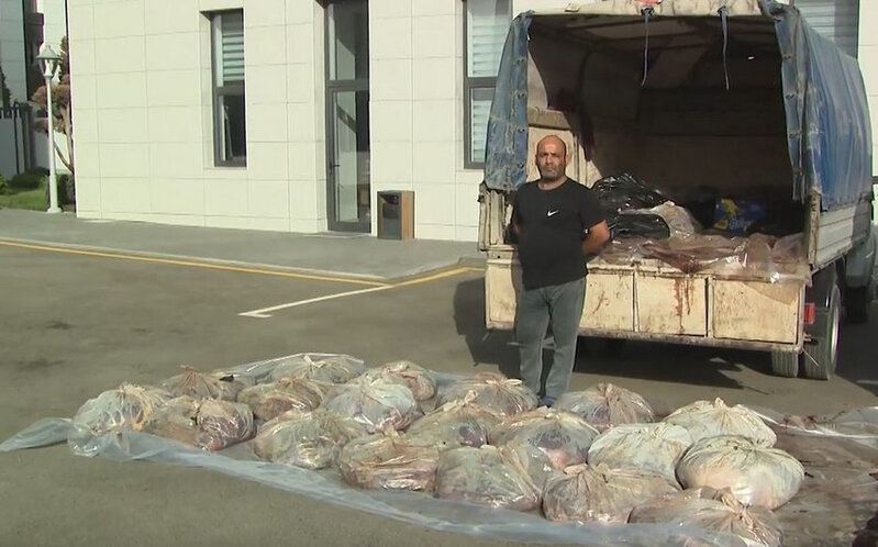 DİN və AQTA-dan birgə əməliyyat: Ölü at əti satan saxlanıldı - FOTO/VİDEO