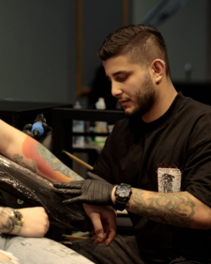 PƏRVİZ BAĞIROV AZƏRBAYCANDA TATTOOYA YENİ BAXIŞ GƏTİRƏCƏK