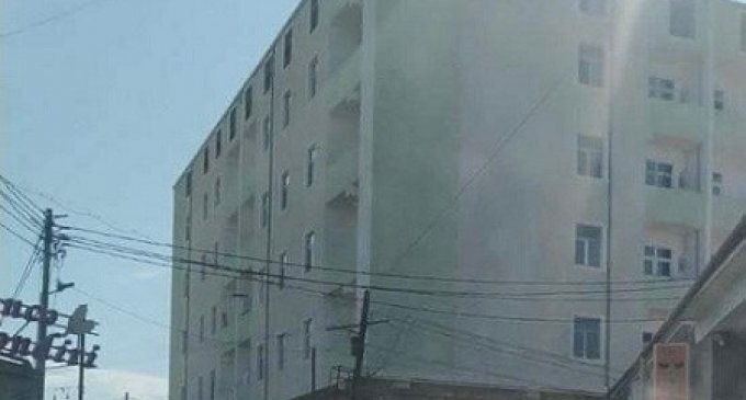 Masazır qəsəbəsinin Qaçaq Nəbi küçəsində qanunsuz bina - FHN və Arxitektura Komitəsi hara baxır?