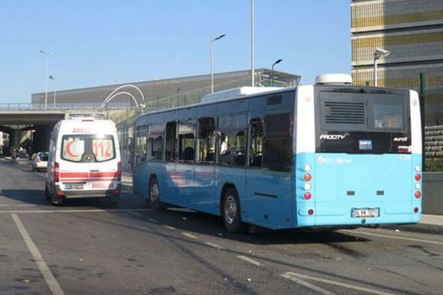 Türkiyədə avtobus qəzası: Çox sayda ölən və yaralananlar var