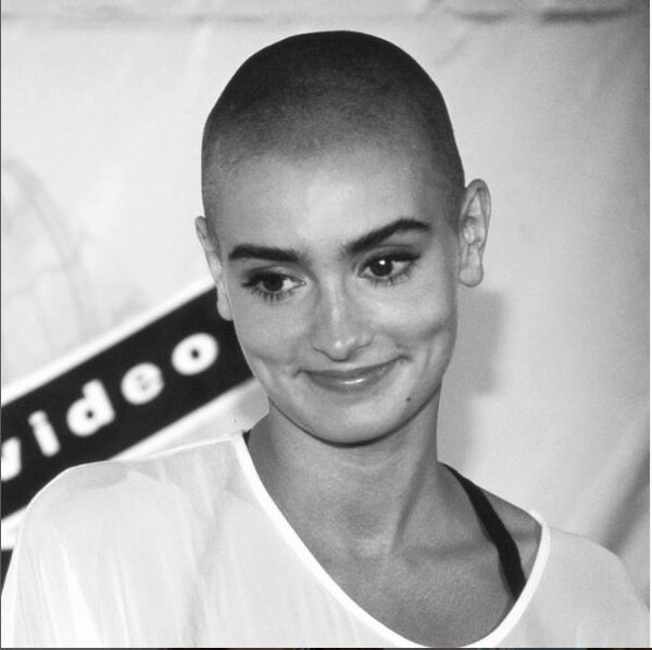 Tanınmış müğənni 17 yaşlı oğlunun intiharına dözə bilmədi - Xərçəngdən vəfat etdi - FOTO/VİDEO